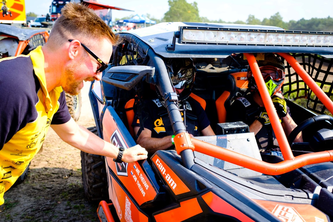 SAEYS_Van_Eerd_Racing_Eurocircuit_2017_P2017173
